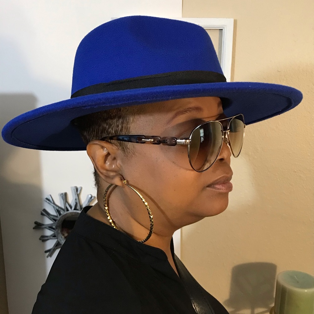 Fedora Fine